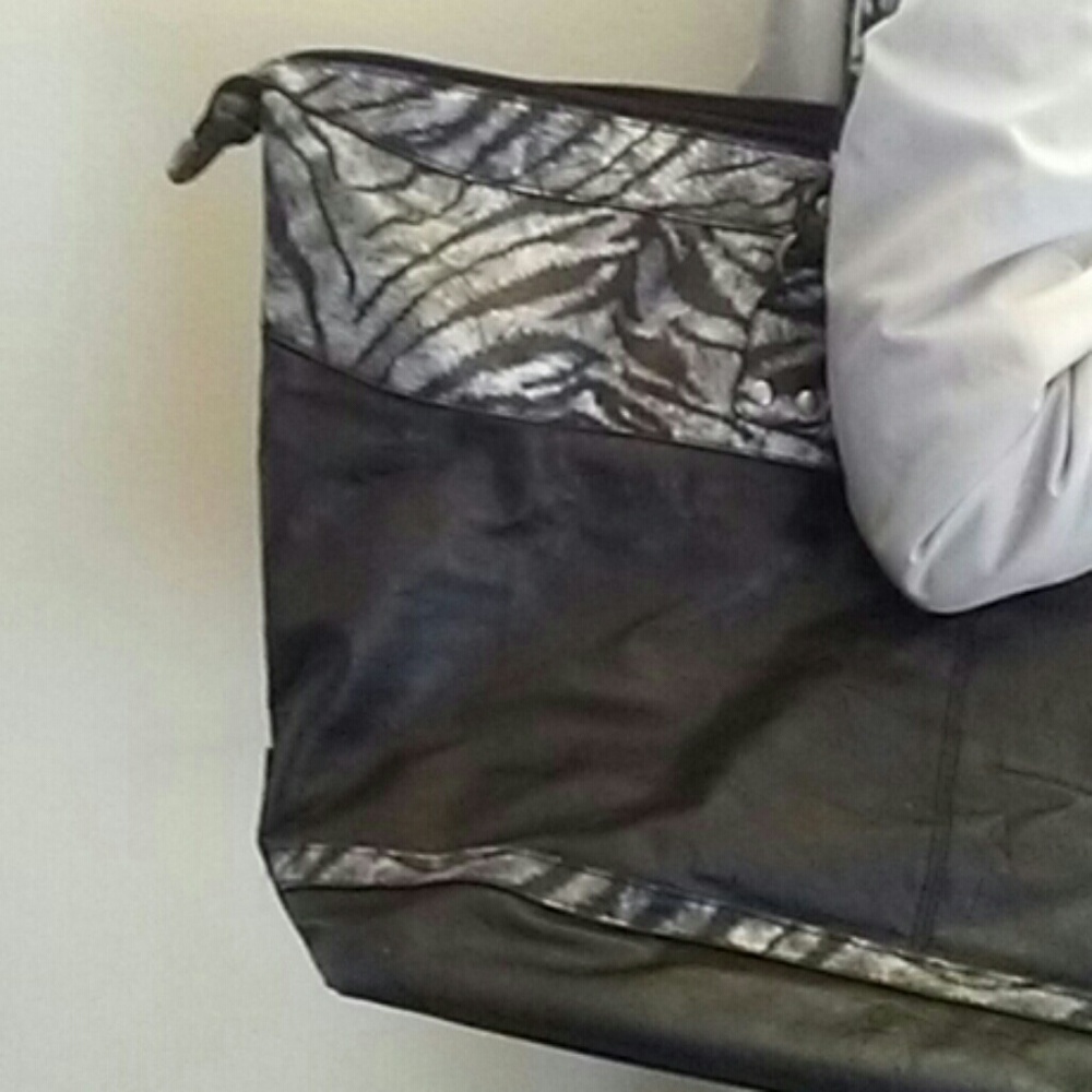 Black and Grey Leopard overnight bag
